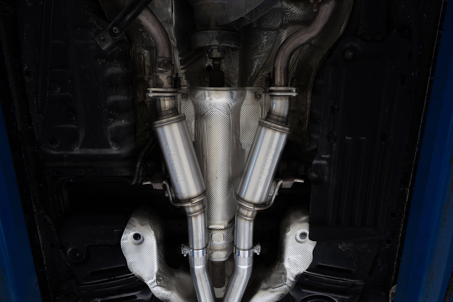 11-Present Dodge Durango 3.6L, Armor Pro 3-Inch Cat-Back Dual Split Rear with CF Tips, Street Profile MBRP