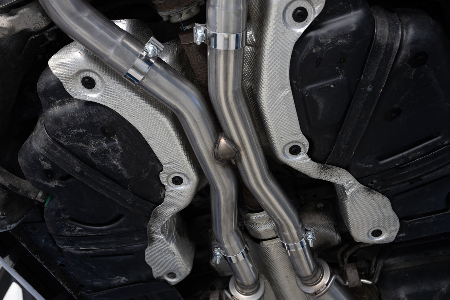 11-Present Dodge Durango 3.6L, Armor Lite 3-Inch Cat-Back Dual Split Rear, Street Profile MBRP